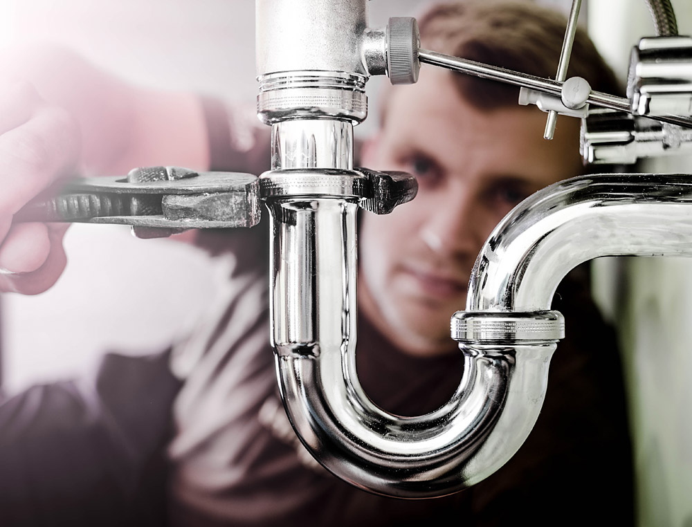 monteur-sanitär-osmoseanlage-bluuwa-water-solutions